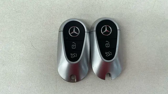 Mercedes-Benz C-Class view 19