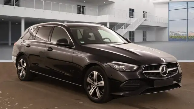 Mercedes-Benz C-Class view 2
