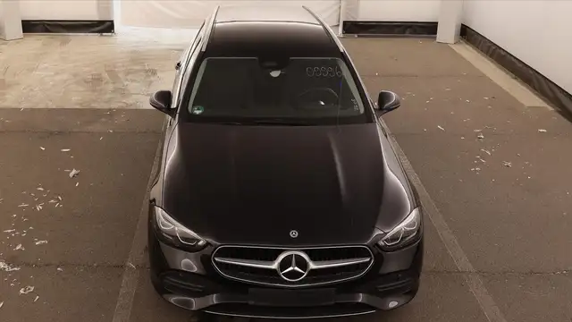 Mercedes-Benz C-Class view 6