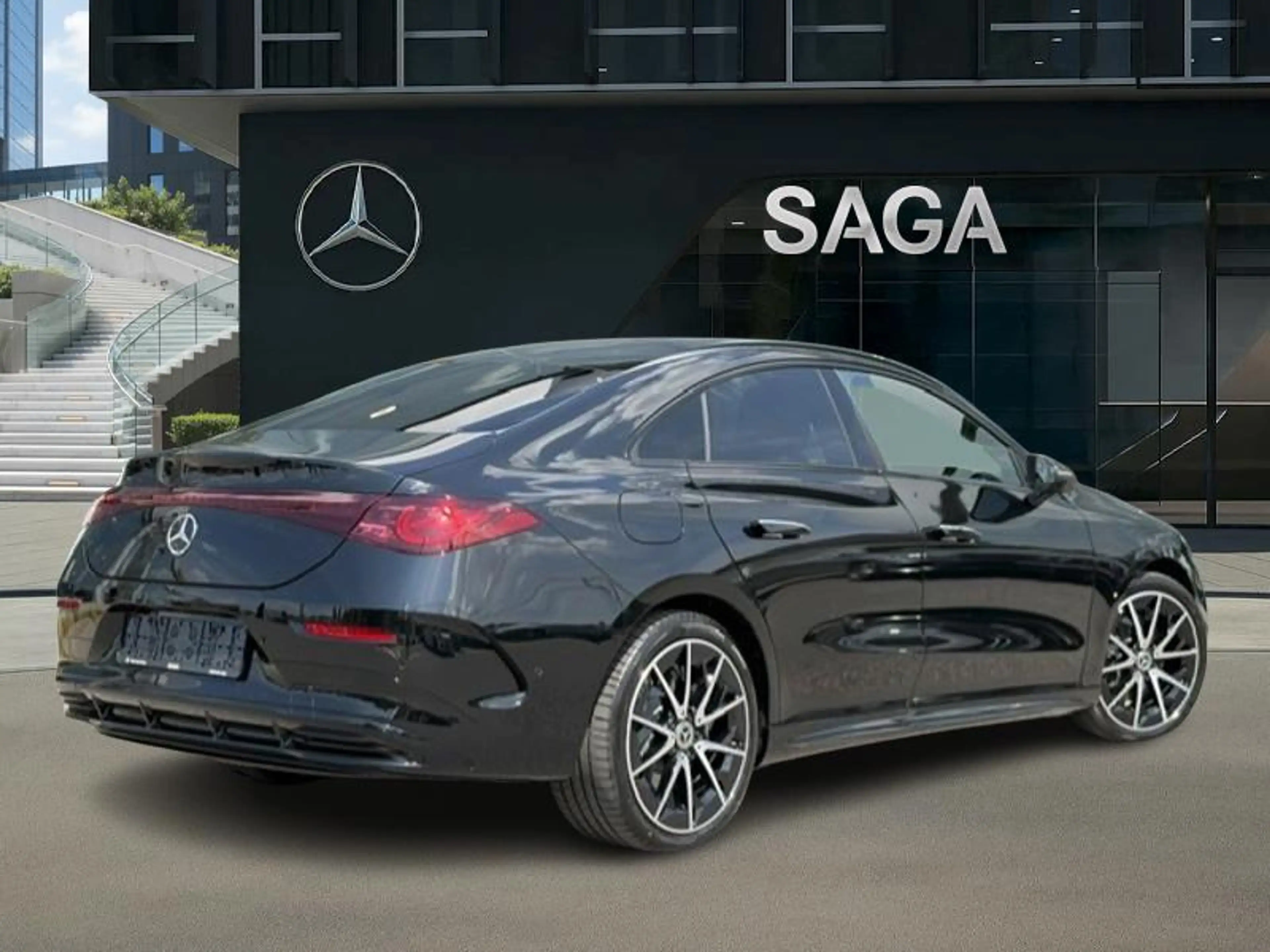 Mercedes-Benz CLA 250 + AMG Pack Night Sport Edition — photo 2