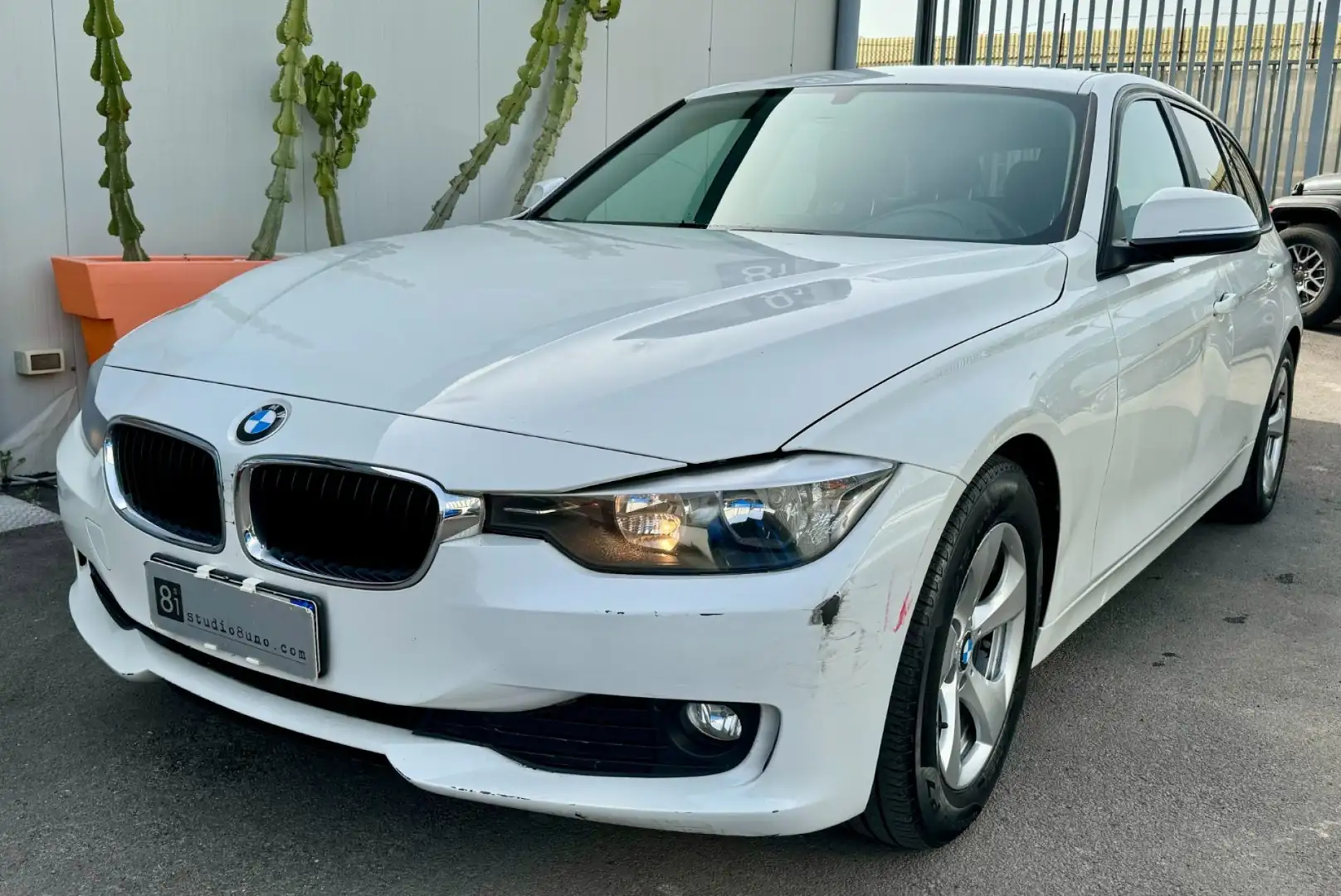 BMW 320 d Efficient Dynamics Touring Modern Bianco - 1