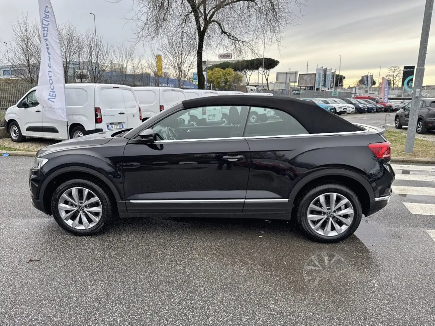 Volkswagen T-Roc Cabriolet 1.5 TSI Style DSG Nero - 2