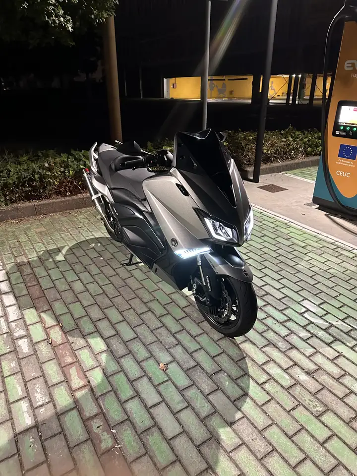 Yamaha Tmax 530
