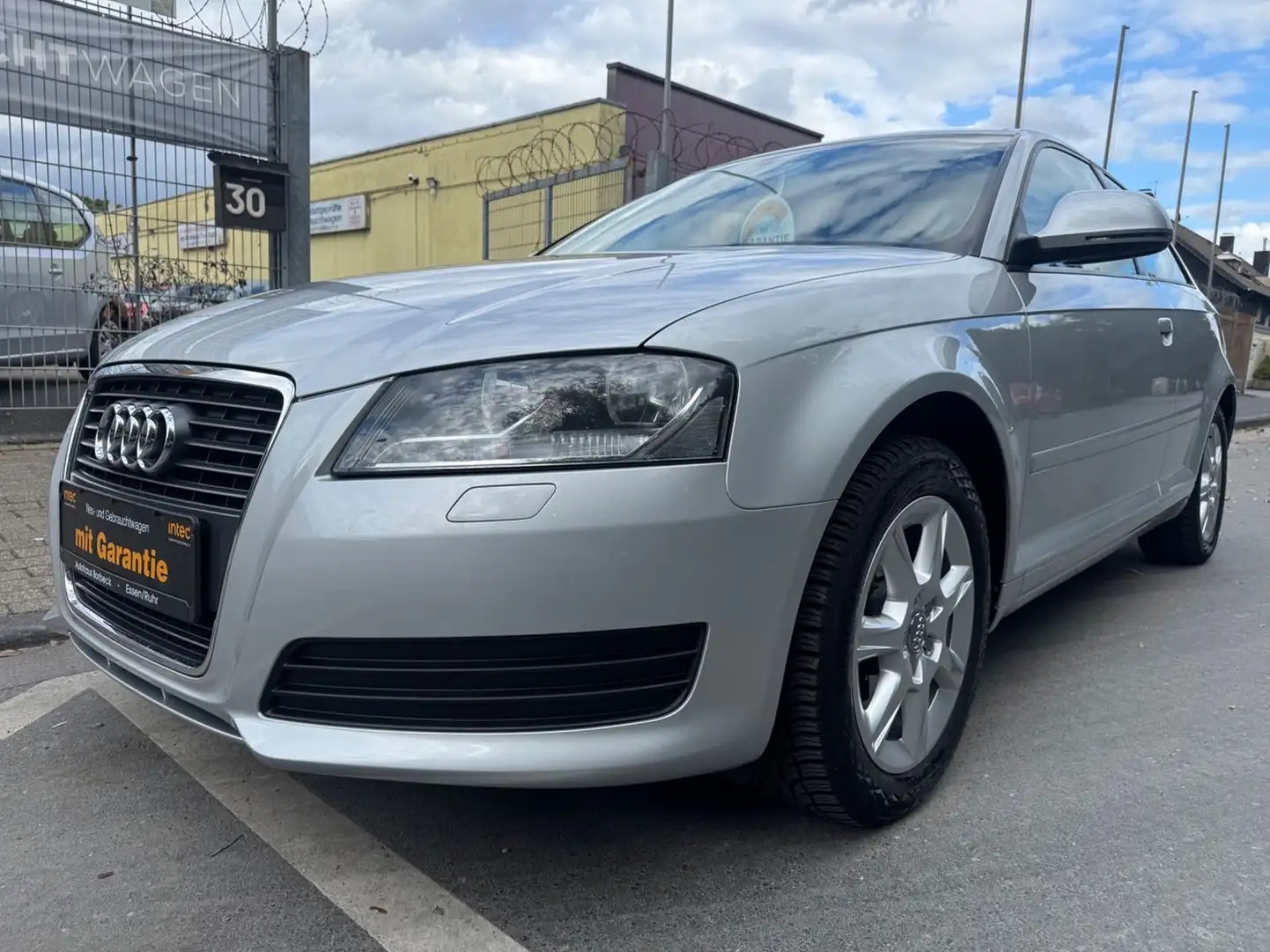 Audi A3 1.4TFSI Automatik KlimaTÜV/ServiceNeuGarantie Argent - 1
