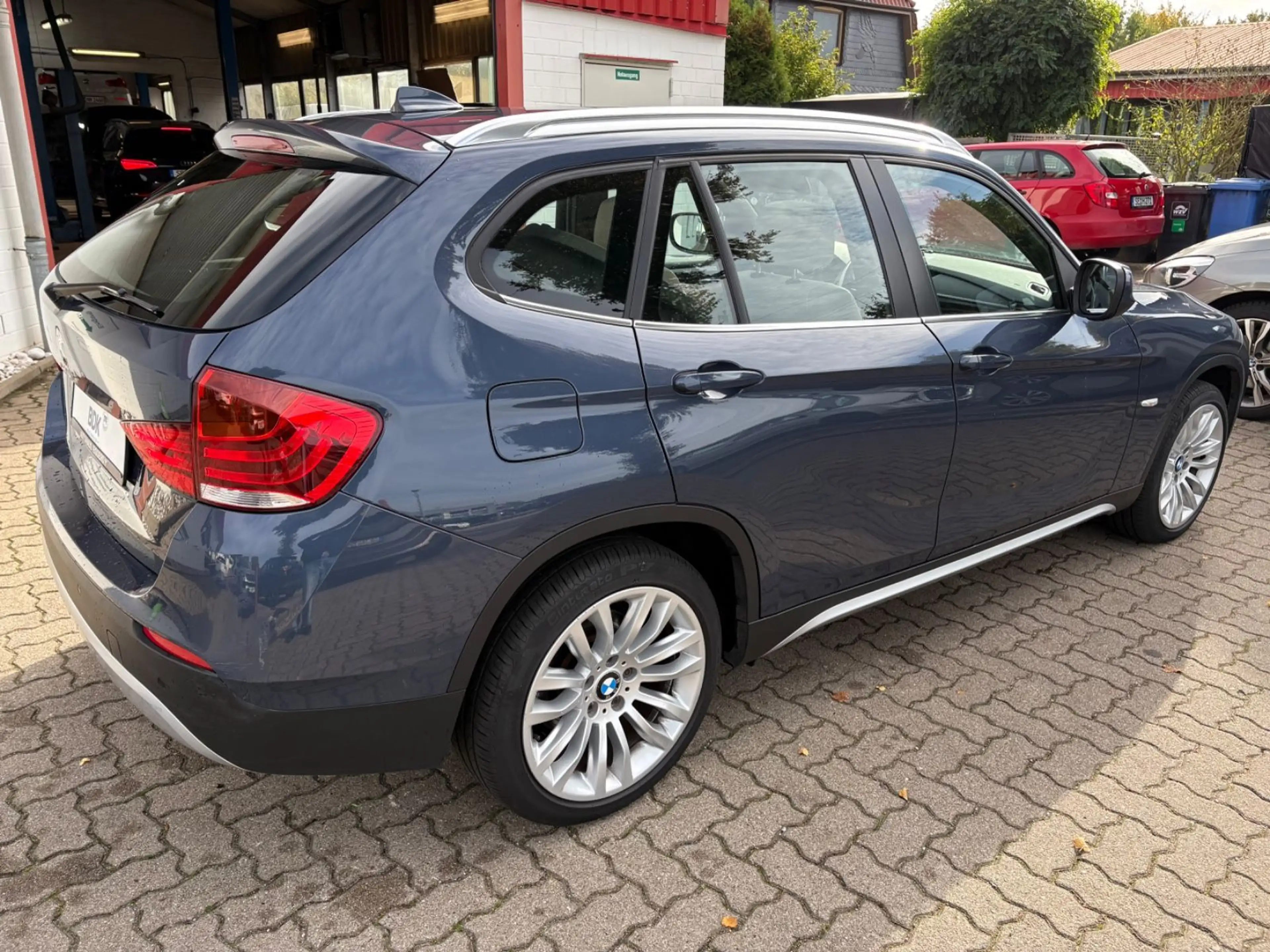 BMW X1 xDrive 23 d/1HAND/PANO/NAVI/SHZ/LEDER/S+W — photo 5