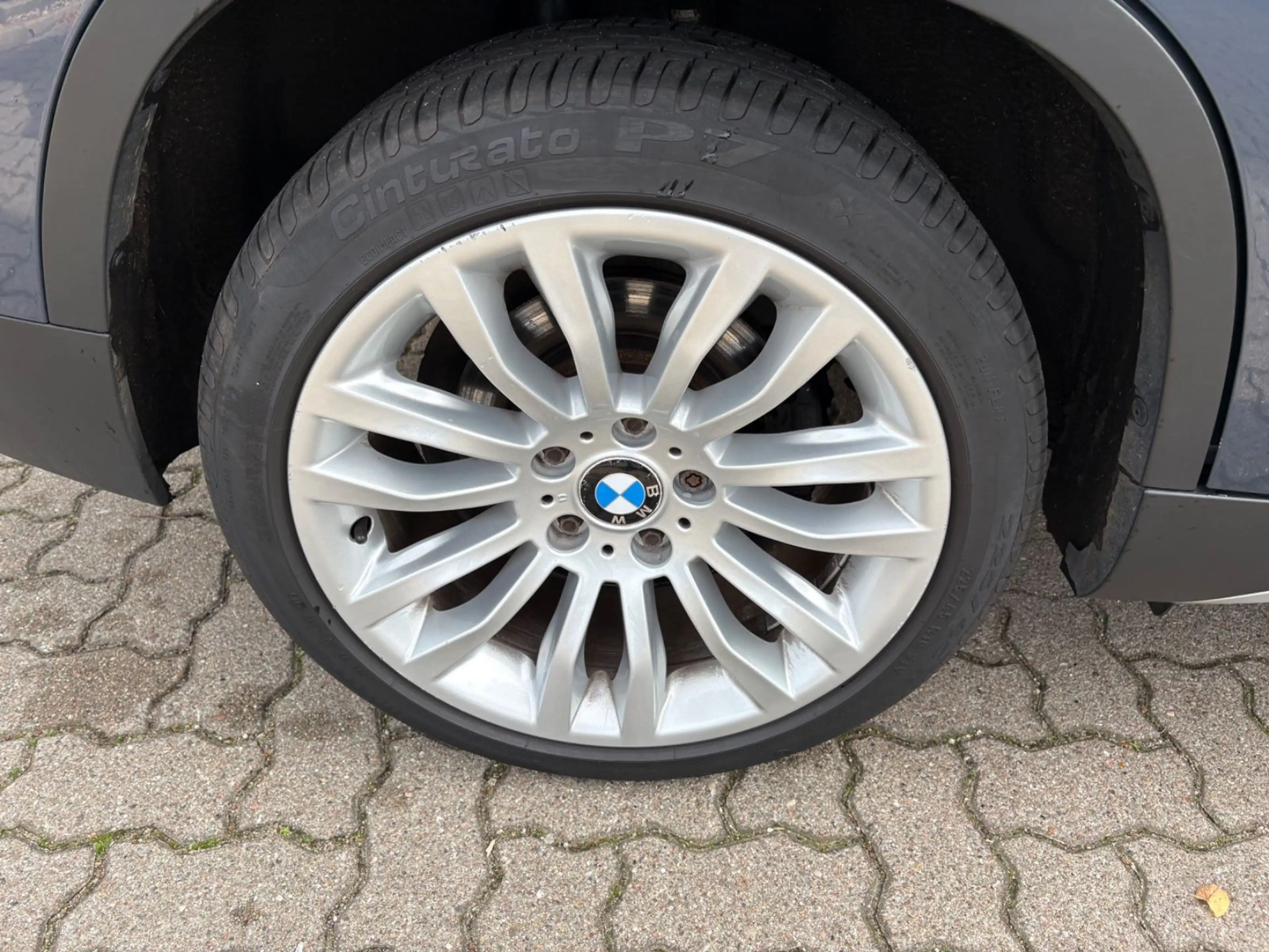 BMW X1 xDrive 23 d/1HAND/PANO/NAVI/SHZ/LEDER/S+W — photo 8