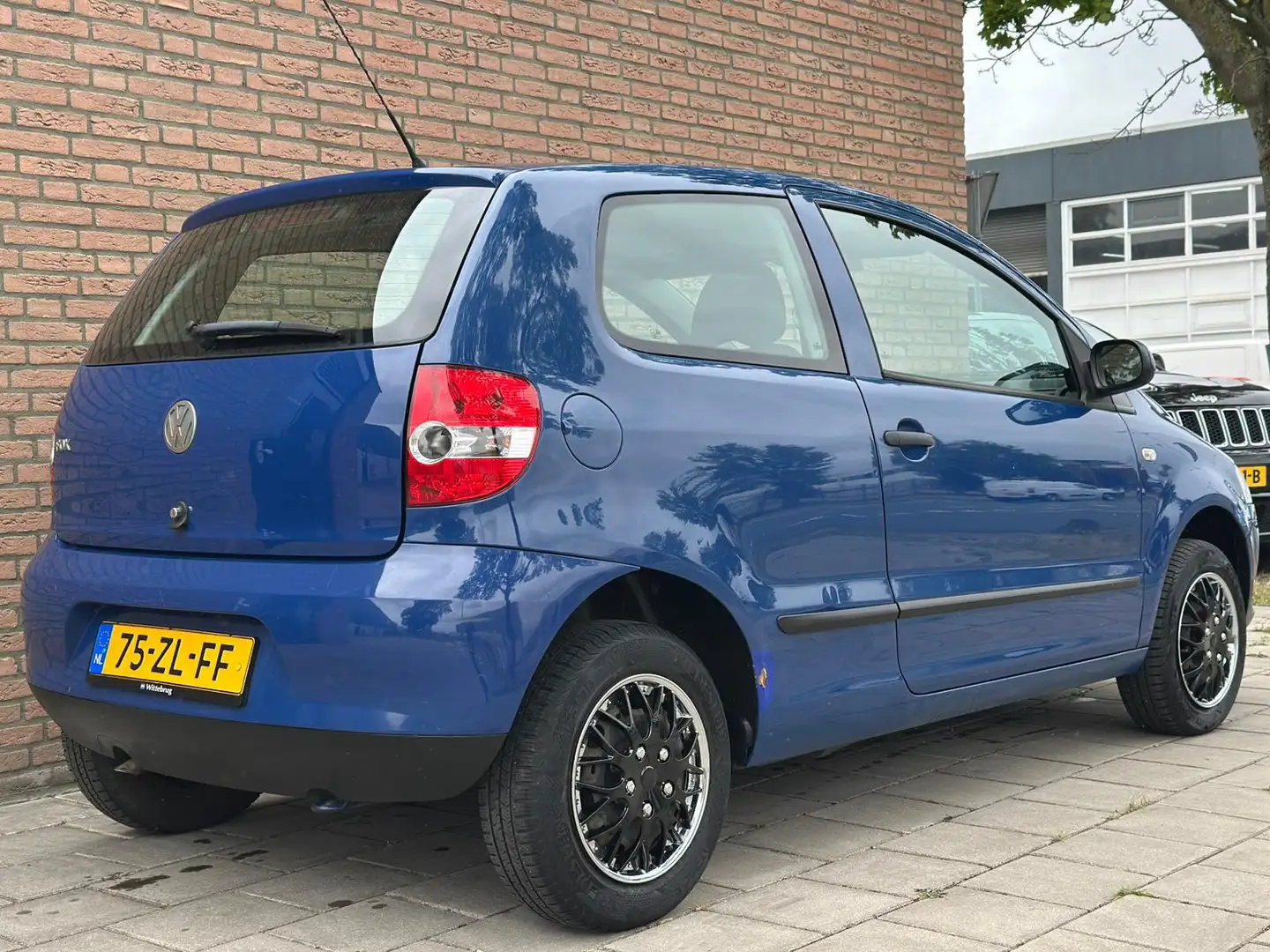 Volkswagen Fox 1.2 Trendline Blauw - 2