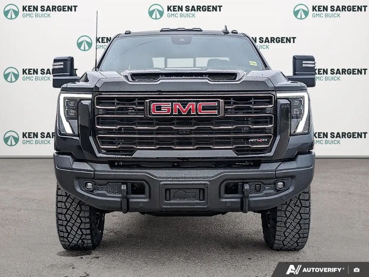 GMC Sierra 2500HD снимка GMC Sierra 2500HD