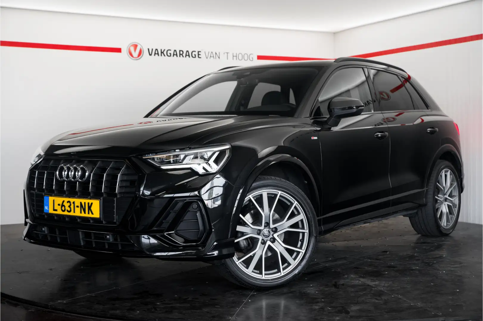 Audi Q3 35 TFSI S edition Panoramadak Trekhaak Digitale co Zwart - 1