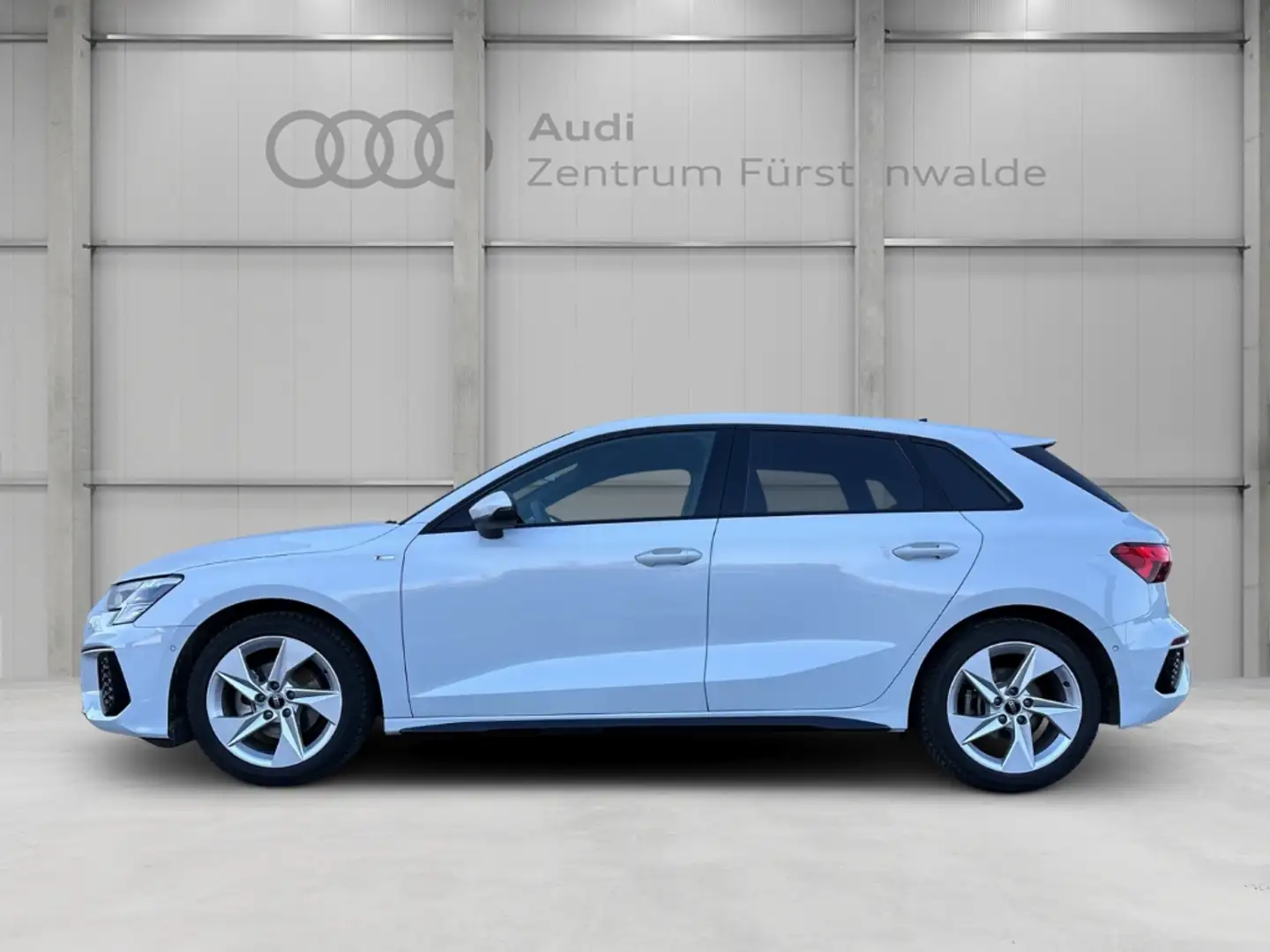 Audi A3 Sportback 35 TFSI S tronic S line digitales Cockpi Blanc - 2
