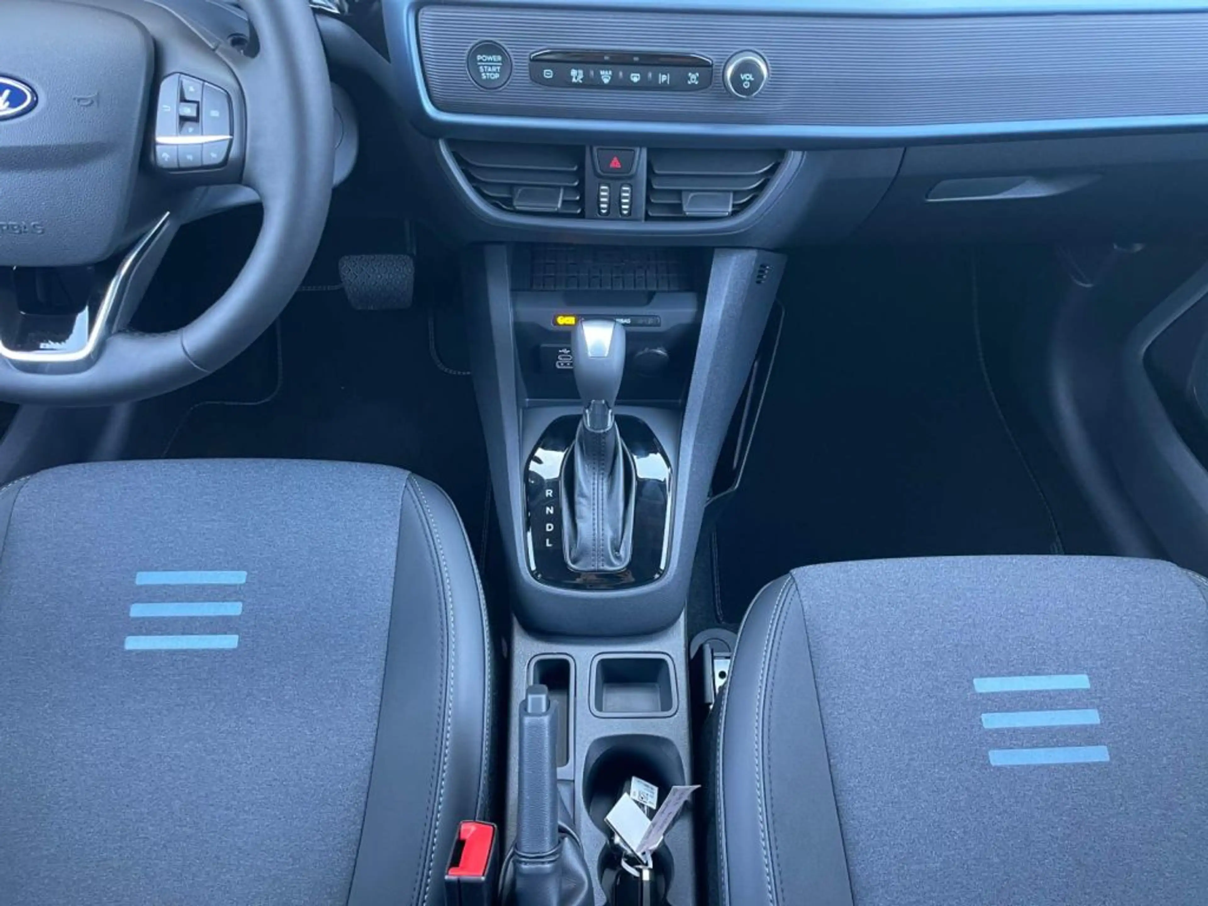 Ford Tourneo Courier ACTIVE 1.0 Aut. *Winter-Pk*LED-TFL* — photo 13