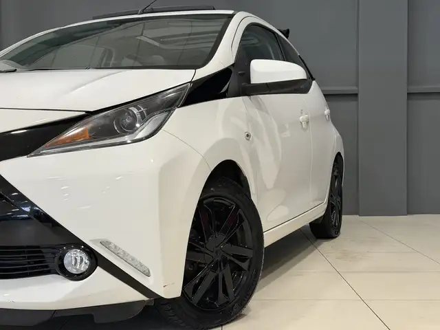 Toyota Aygo view 2