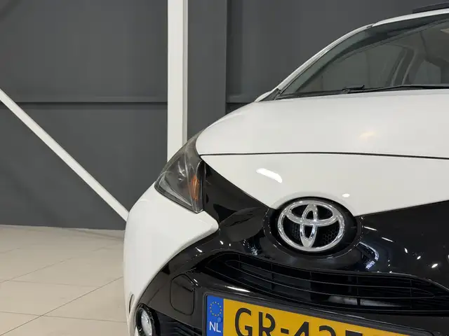 Toyota Aygo view 8