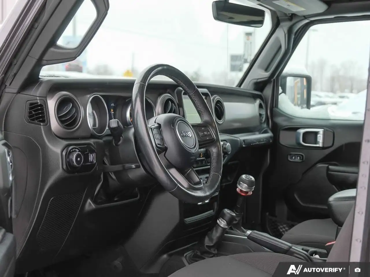 Jeep Wrangler photo Jeep Wrangler