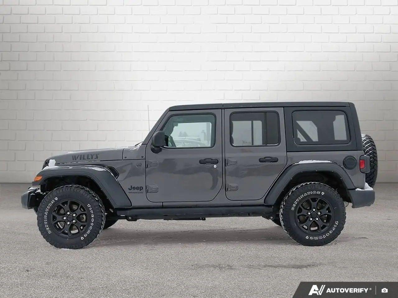 Jeep Wrangler photo Jeep Wrangler
