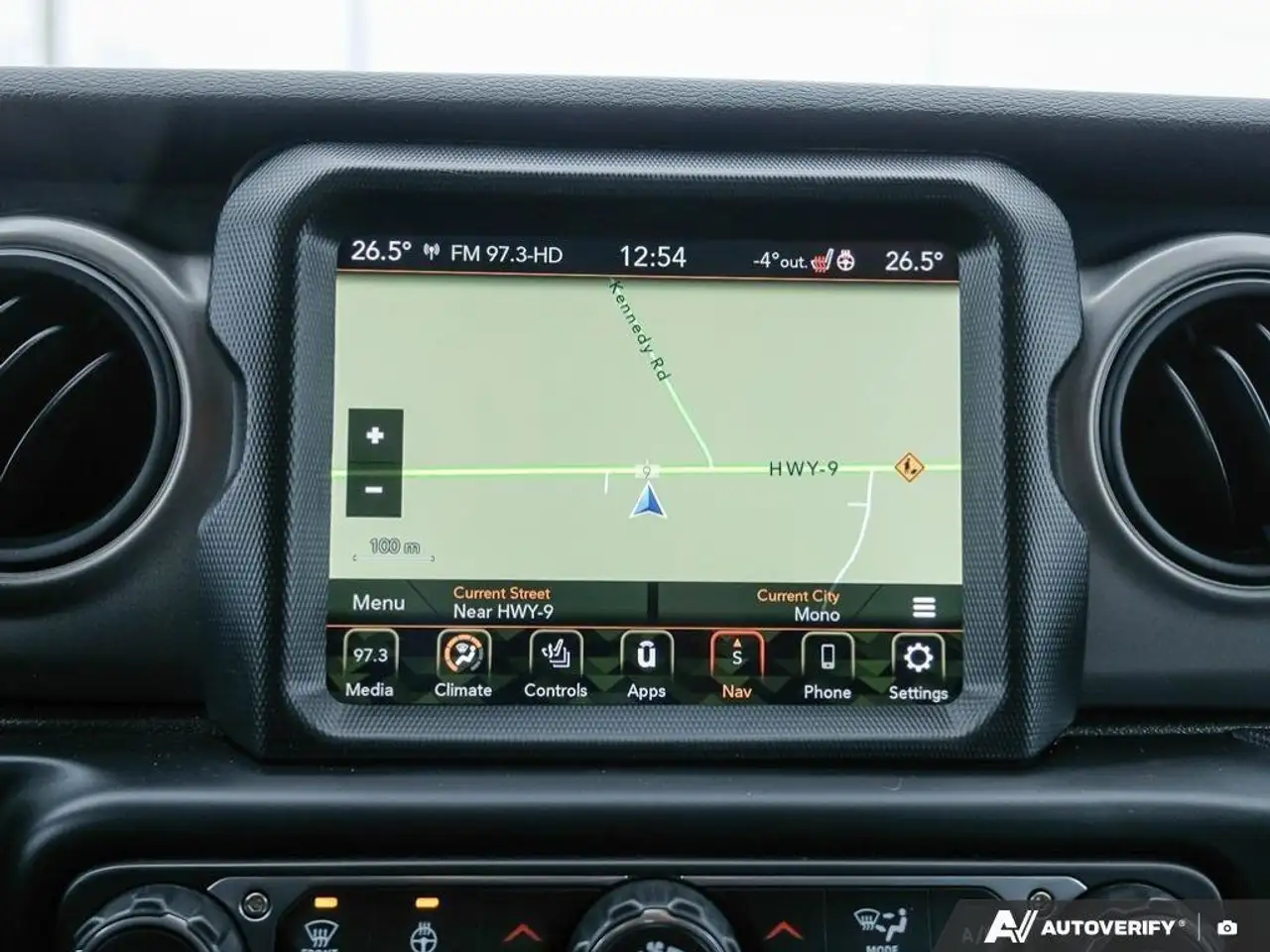 Jeep Wrangler photo Jeep Wrangler