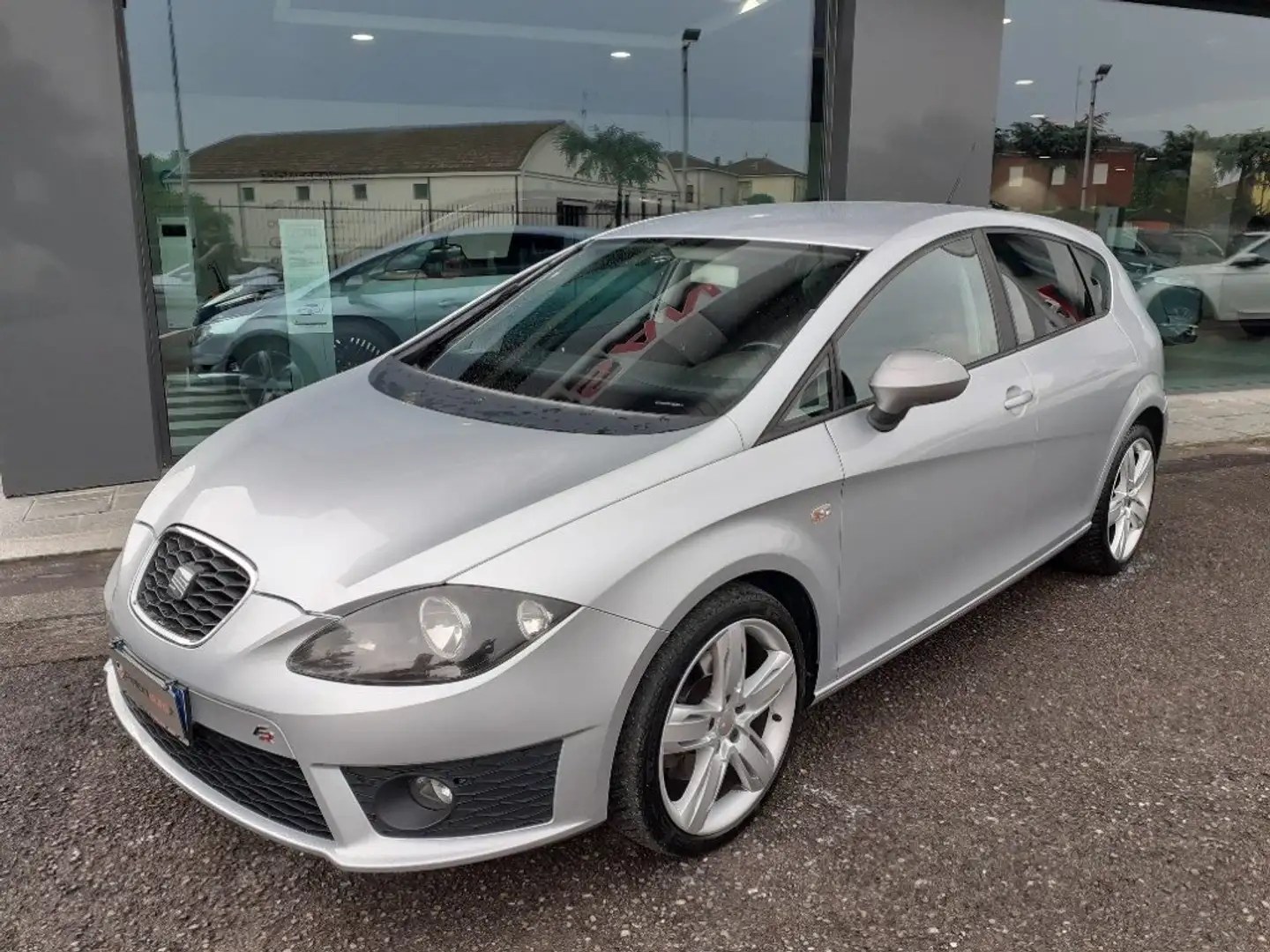 SEAT Leon 2.0 TDI 170CV CR FR GARANZIA - KM CERTIFICATI Argento - 2
