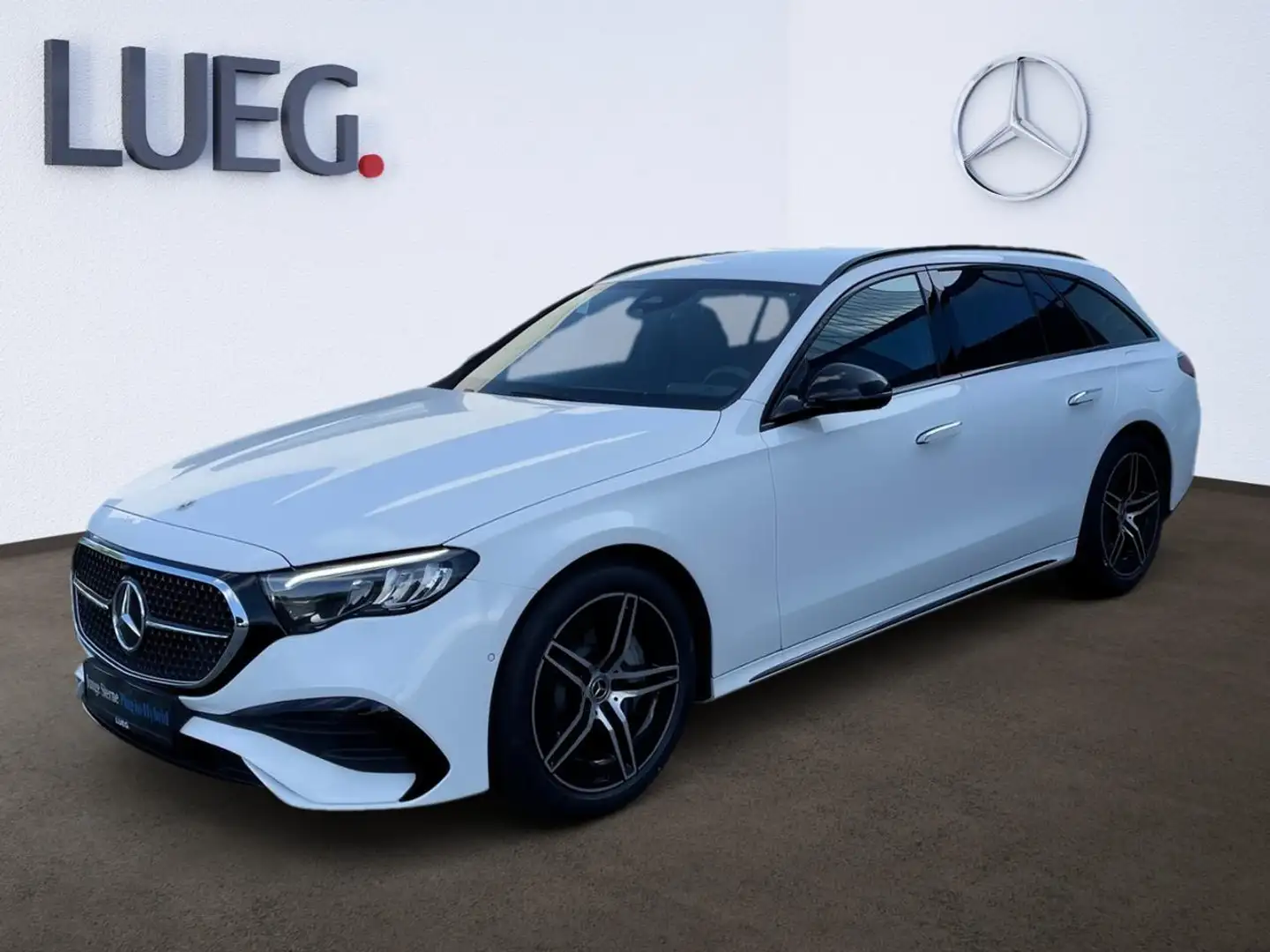 Mercedes-Benz E 300 E300e T AMG-ADVANCED+NIGHT+AHK+LED+KAMERA+ Weiß - 2