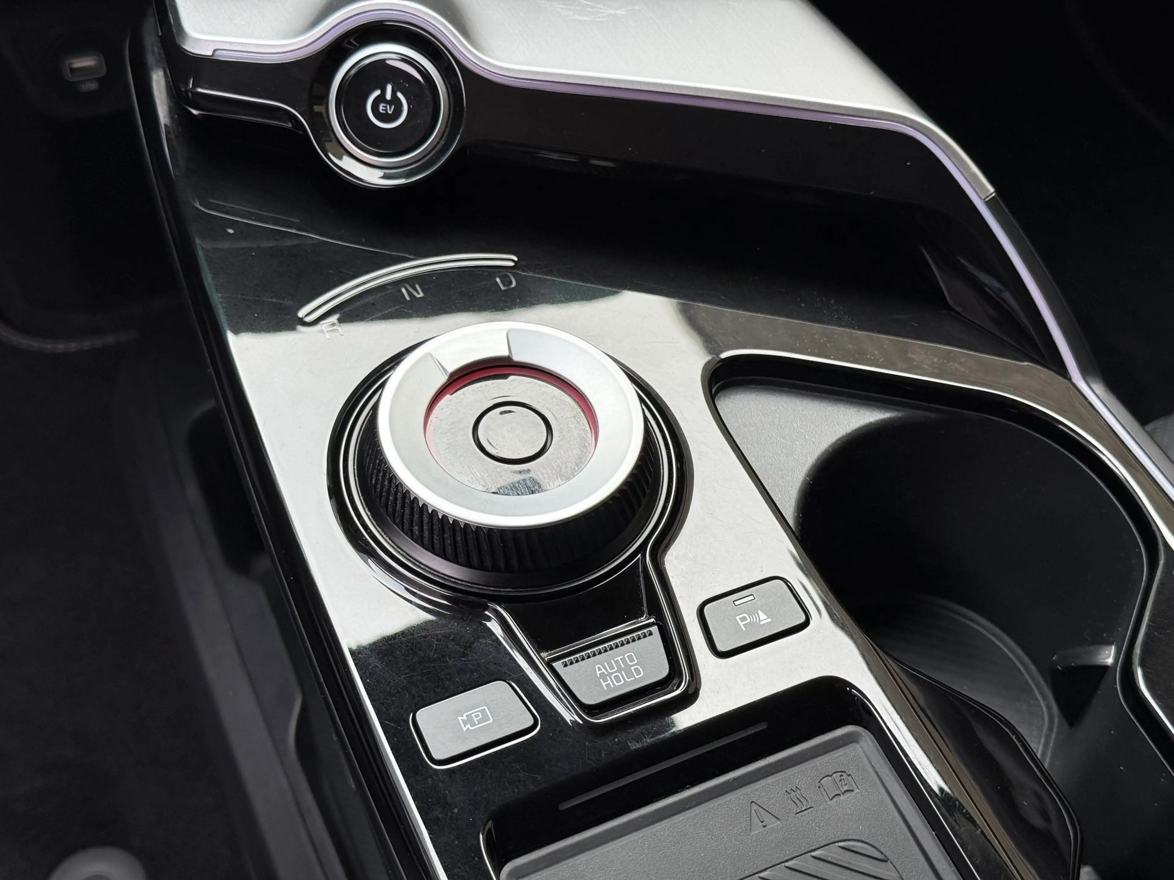 Kia EV6 Plus 77.4 kWh | SOH 99,7% | Trekhaak afneembaar | — photo 17