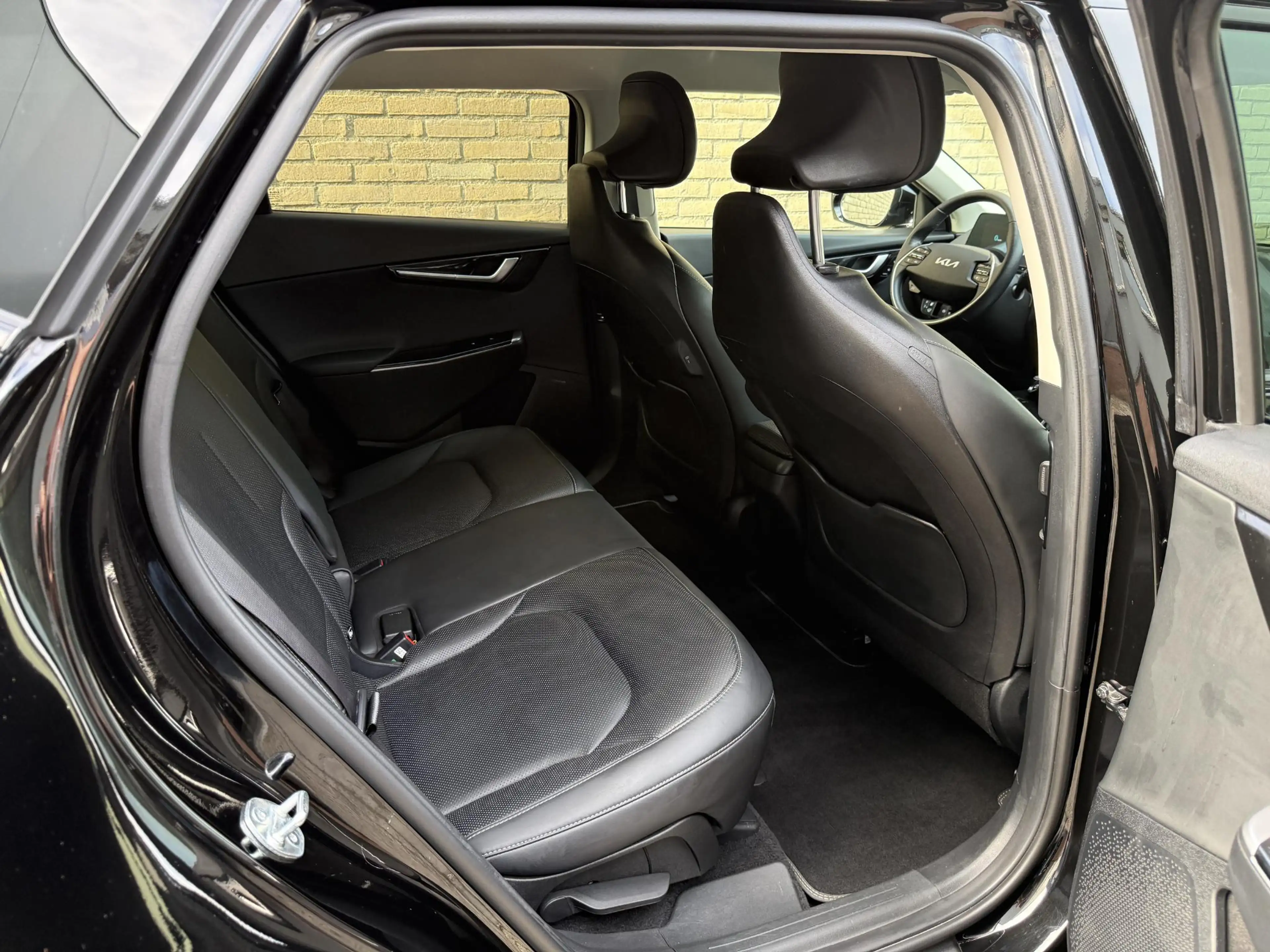 Kia EV6 Plus 77.4 kWh | SOH 99,7% | Trekhaak afneembaar | — photo 22
