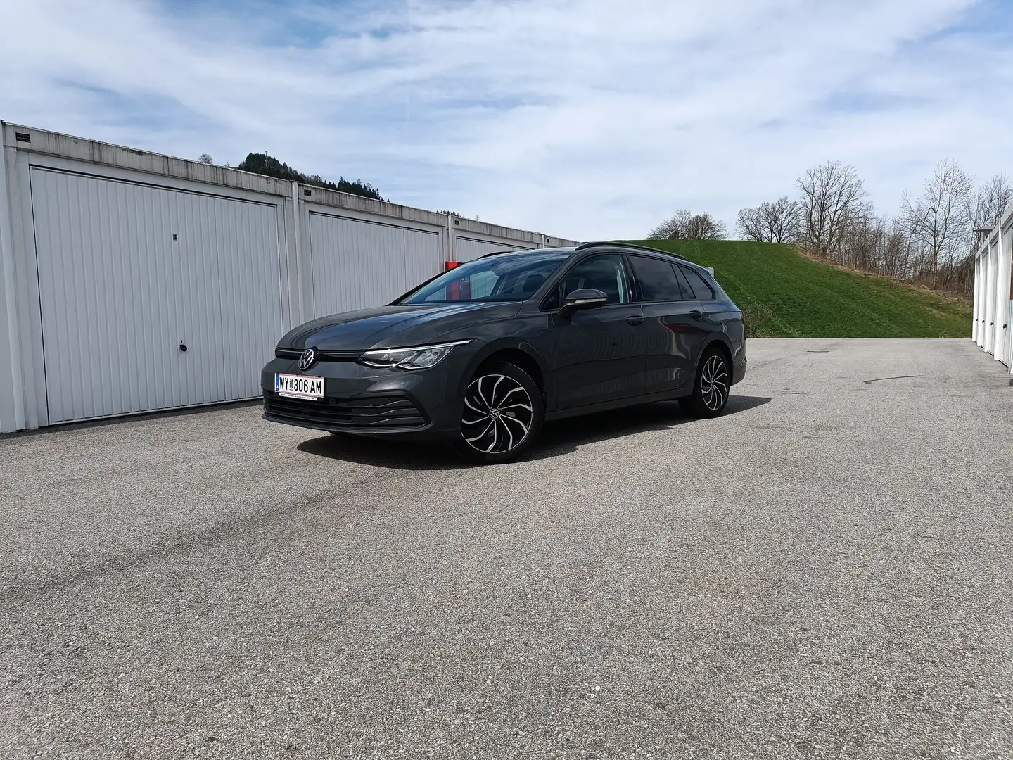 Volkswagen Golf Variant Golf+Variant+2,0+TDI+Life+Life Grau - 1