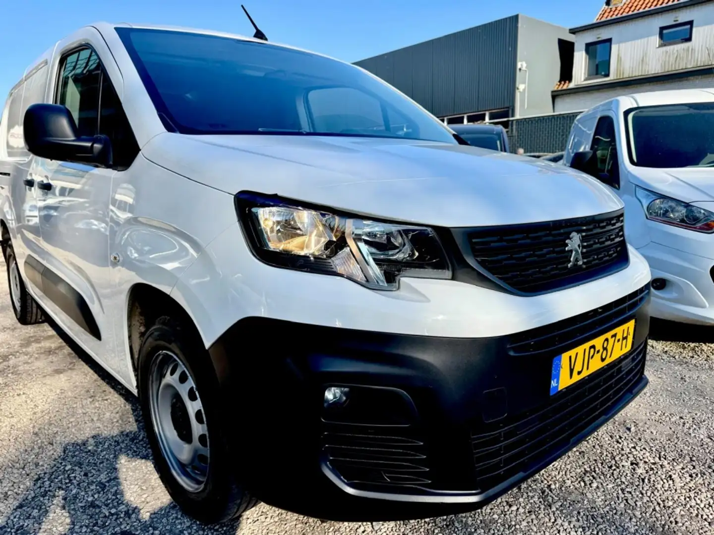 Peugeot Partner 1.5 Bl.HDI Prem Long Wit - 1