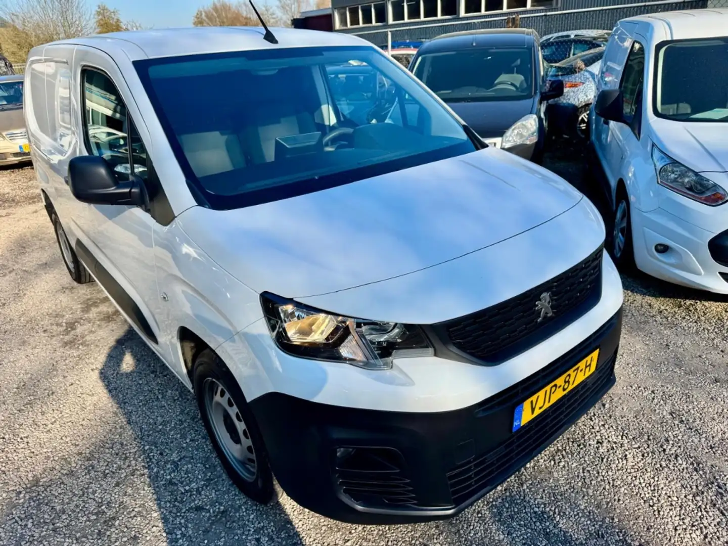 Peugeot Partner 1.5 Bl.HDI Prem Long Wit - 2