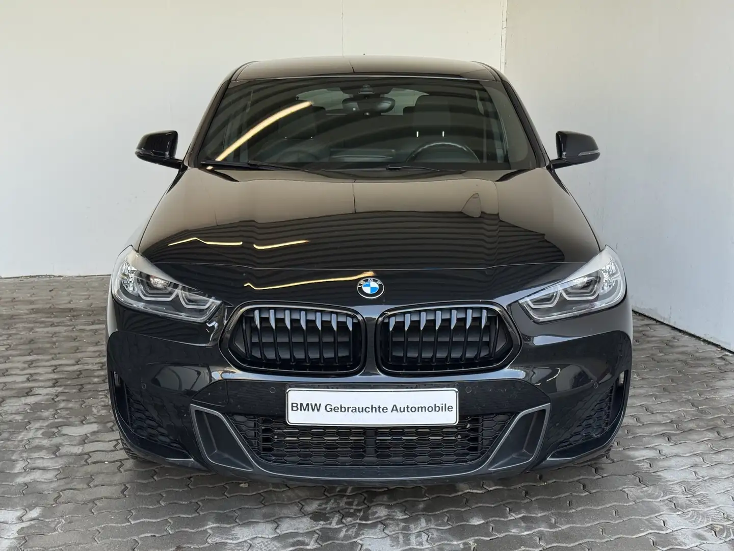 BMW X2 xDrive25e M Sport Navi.LED.HuD.RFK.DriveAs Schwarz - 2