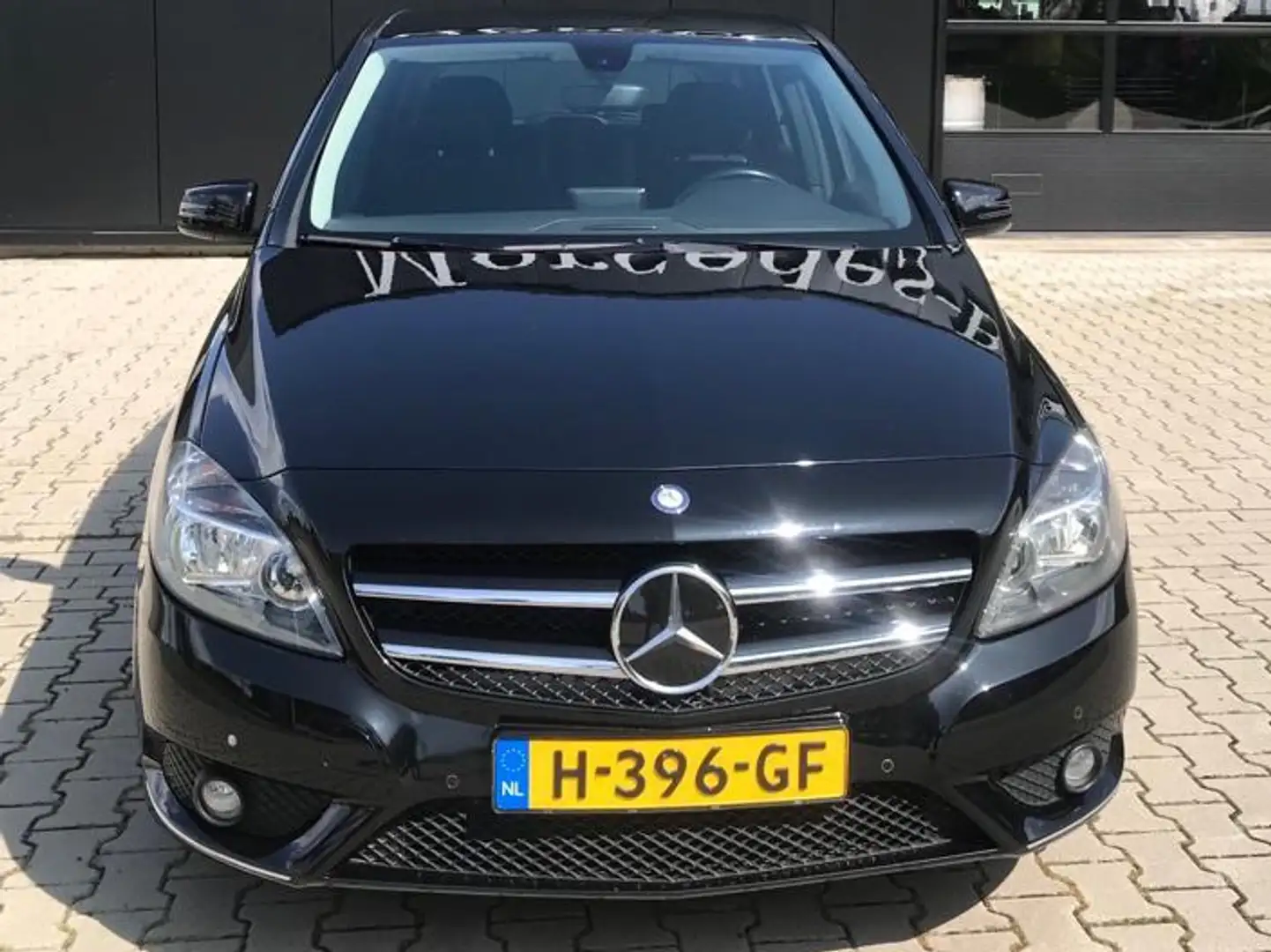Mercedes-Benz B 180 B 180 Ambition Zwart - 1
