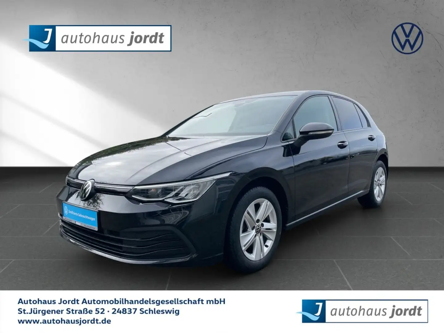 Volkswagen Golf VIII 1.0 TSI Life 6-Gang App ACC Climatr. LED Schwarz - 1