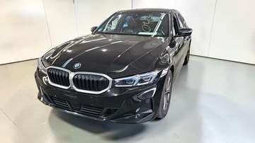 d Limo SHD*ACC*HEADUP*AHK*ADAPTIV LED*KAM*H&K