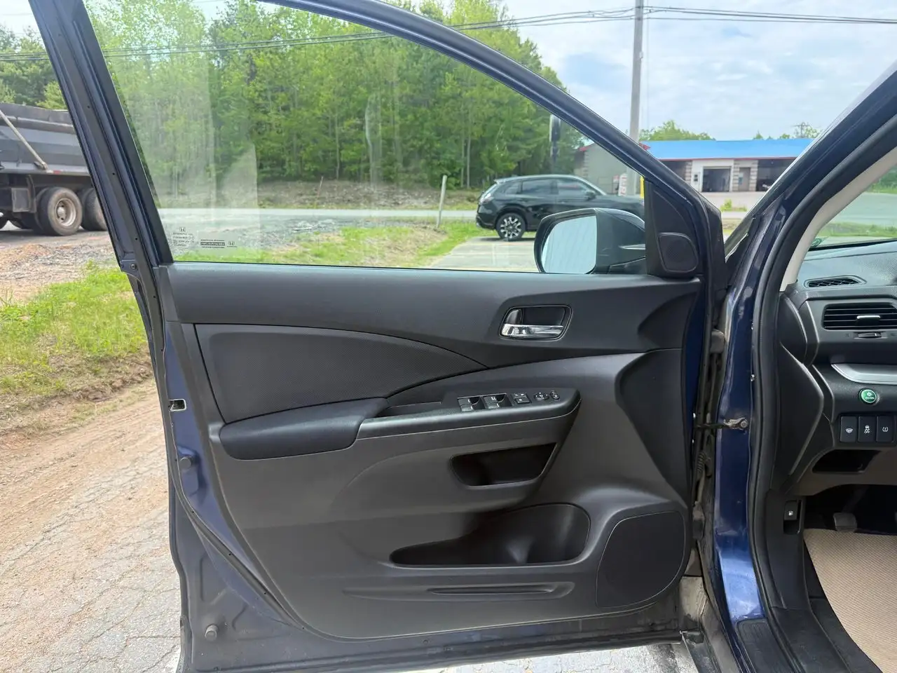 Honda CR-V photo Honda CR-V