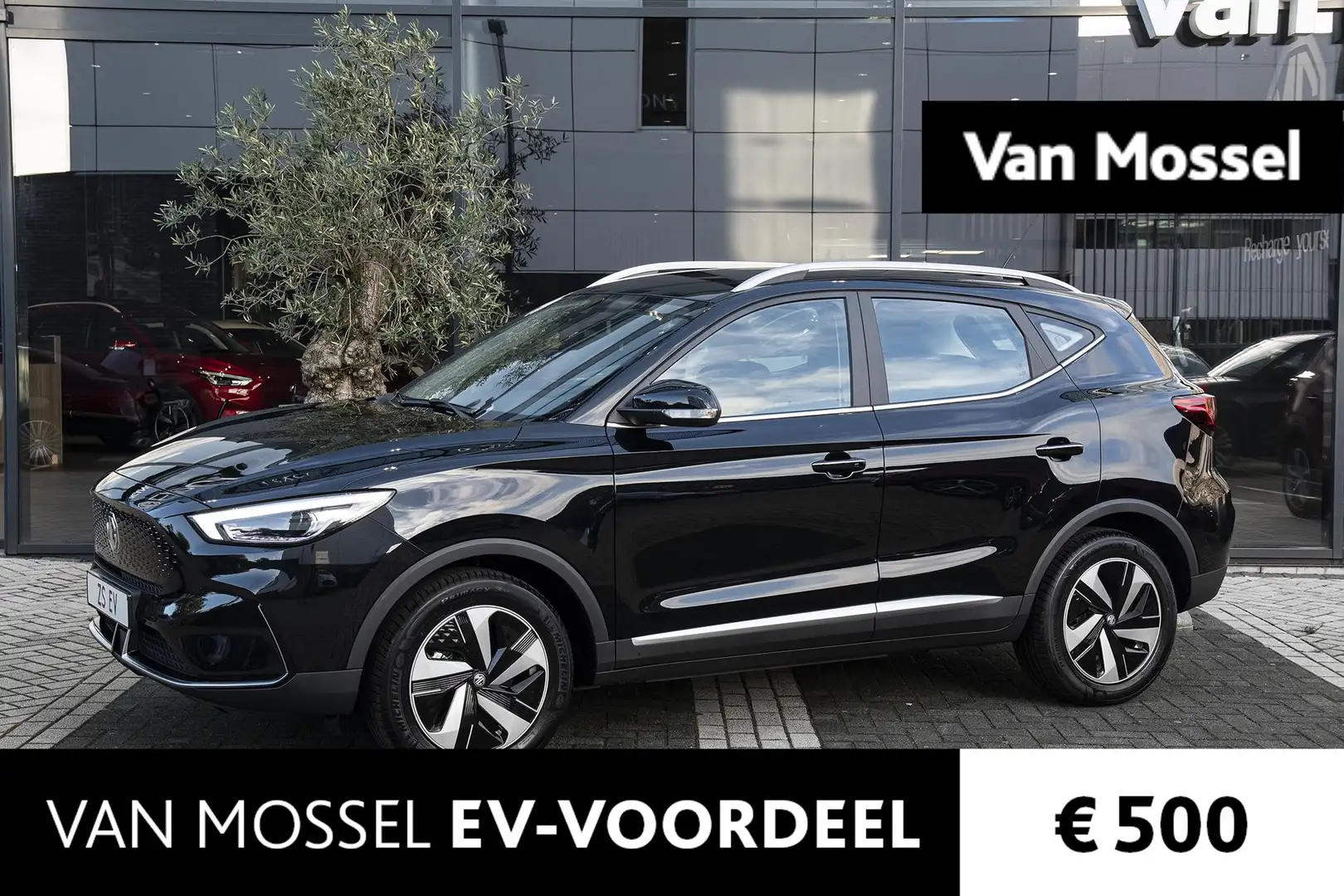 MG ZS EV Long Range Luxury 70 kWh 440 KM WLTP | Panorama Zwart - 1