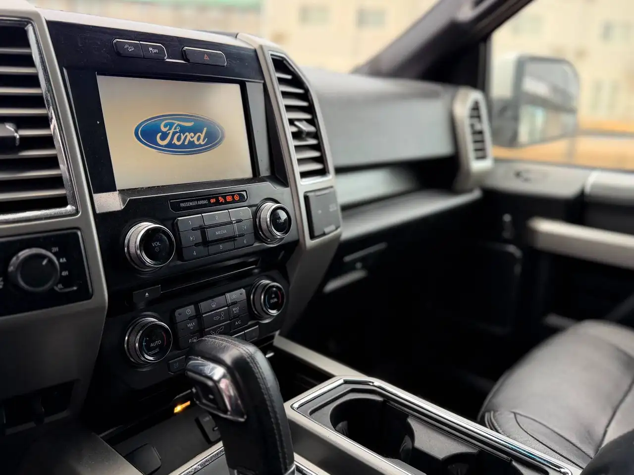 Ford F 150 снимка Ford F 150