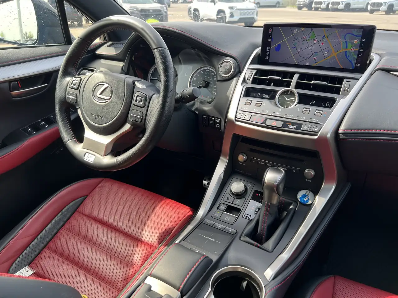 Lexus NX fotografie Lexus NX
