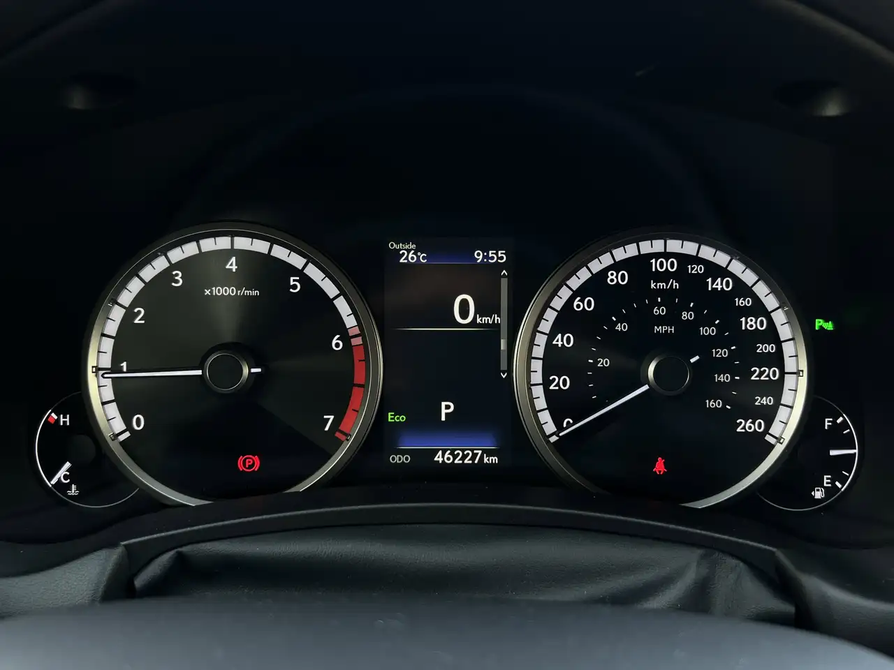 Lexus NX fotografie Lexus NX