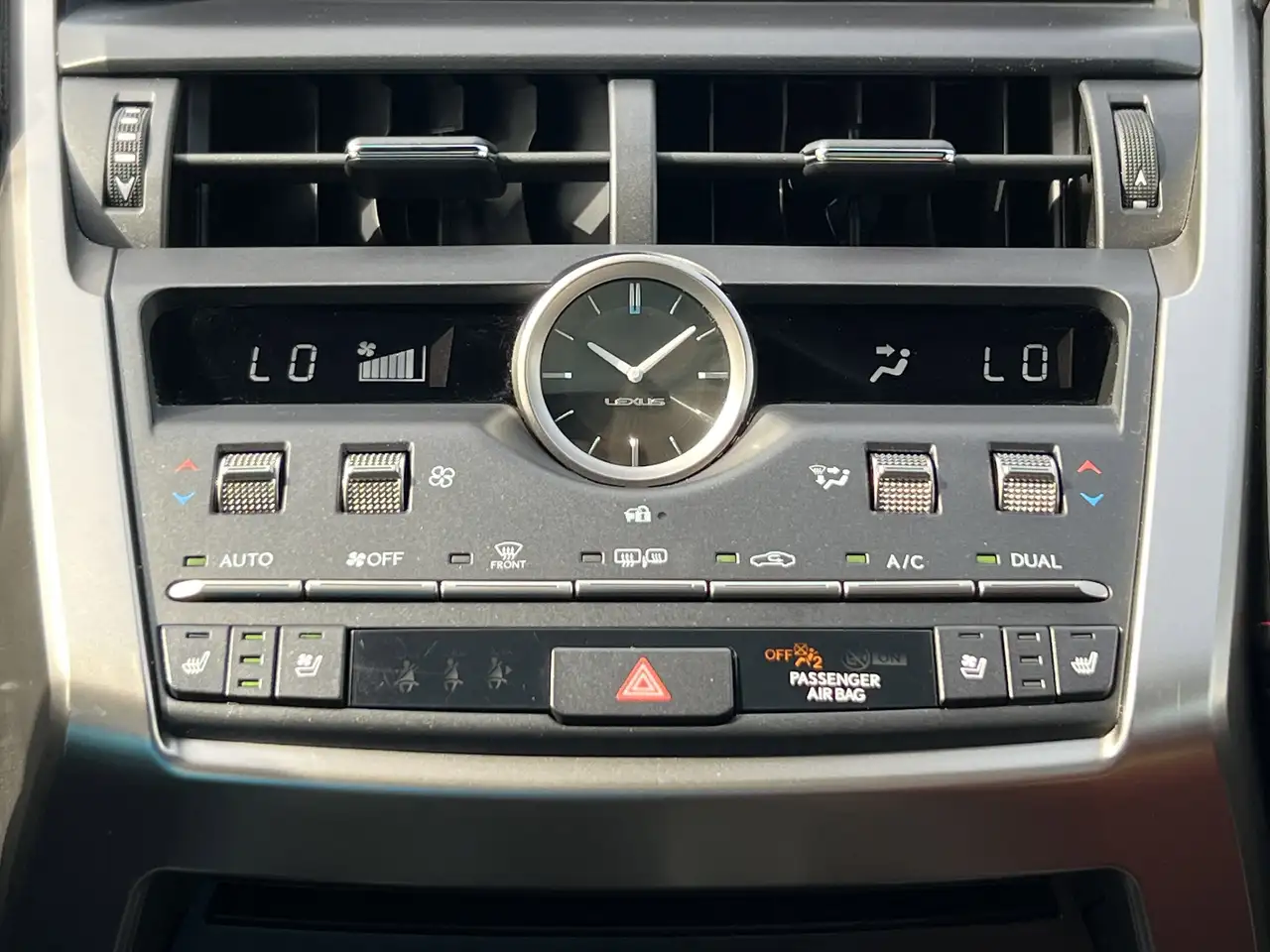 Lexus NX fotografie Lexus NX