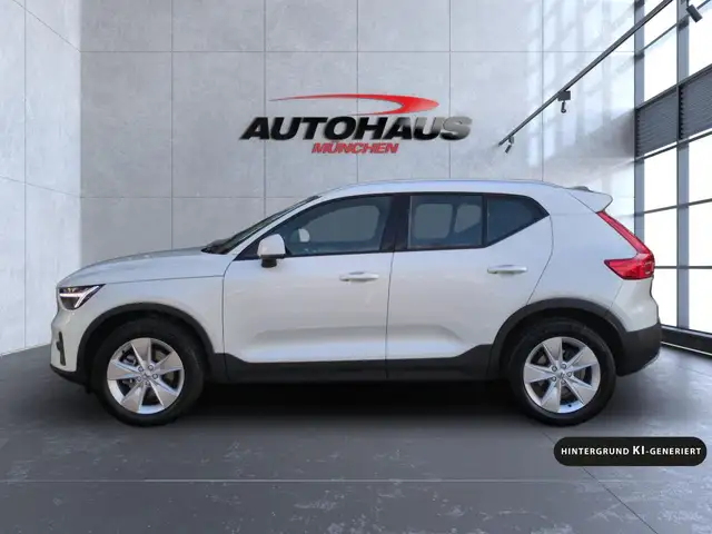 Volvo XC40 view 10