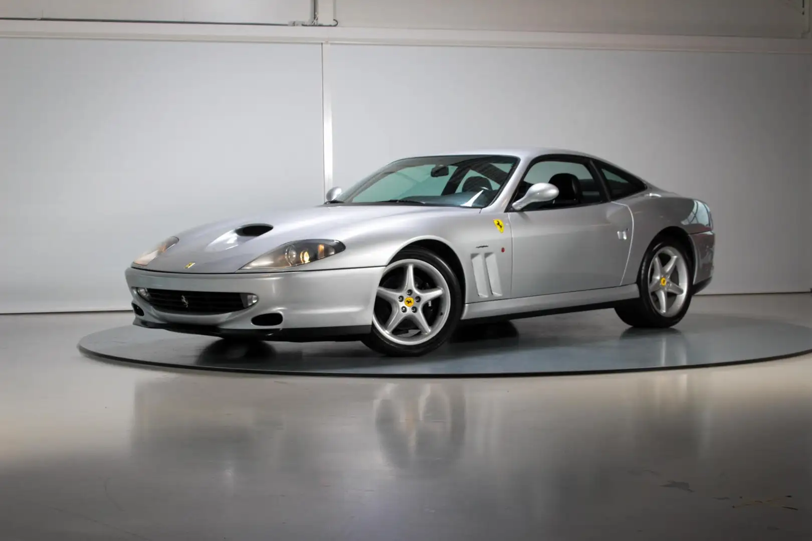 Ferrari 550 Maranello Grau - 1