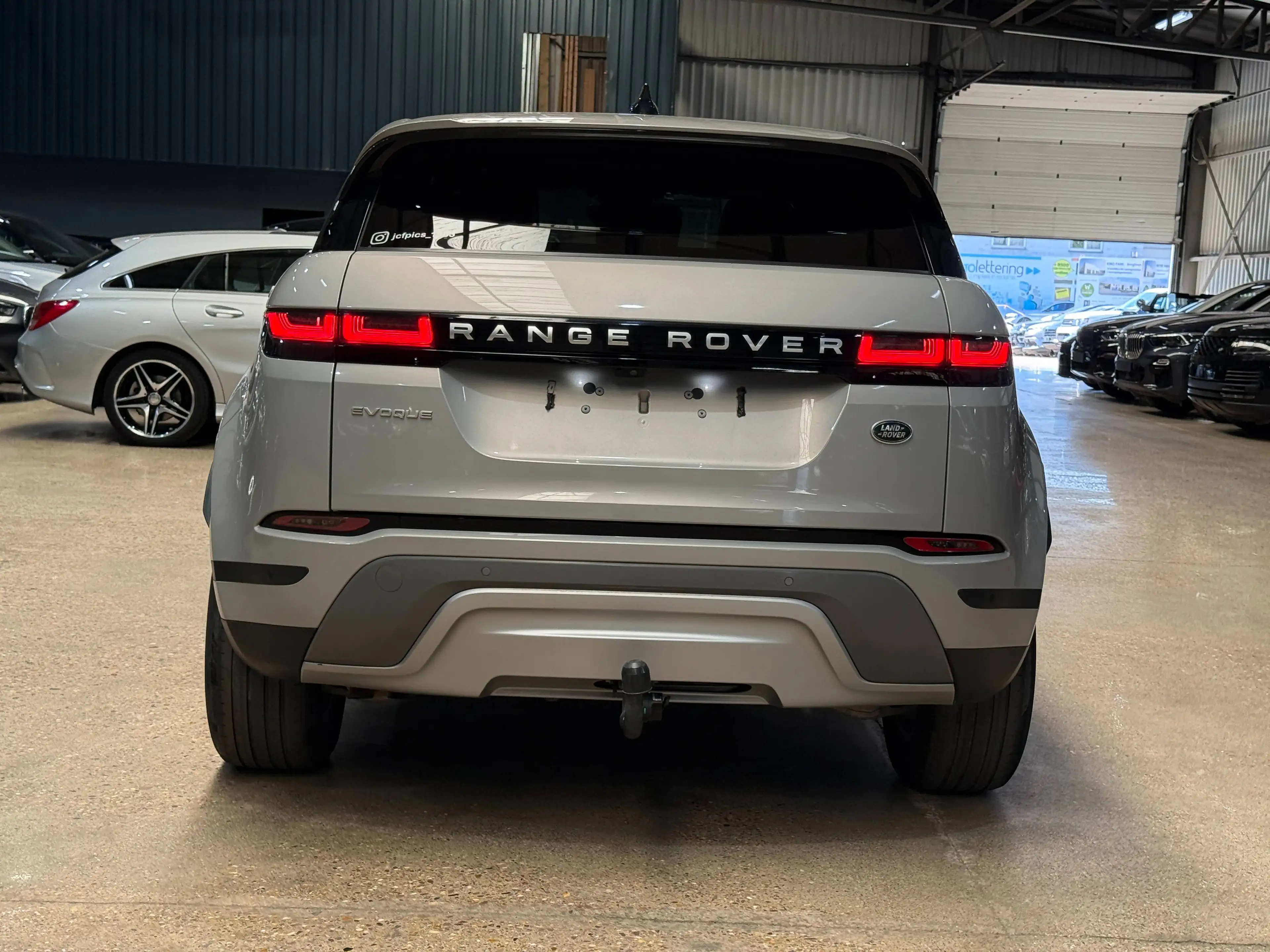 Land Rover Range Rover Evoque Evoque 2.0 TD4 MHEV 4WD R-Dynamic — photo 6