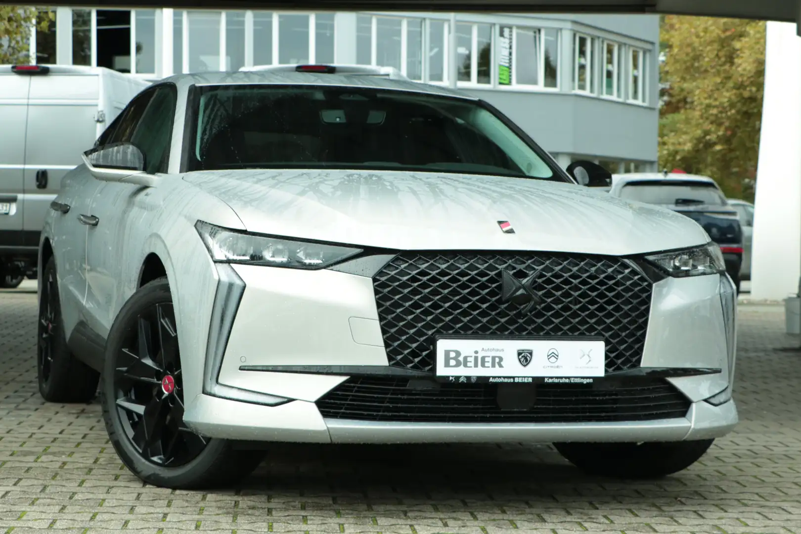 DS Automobiles DS 4 DS4 E-Tense 225 Performance-Line+ Navi/ Klimaau./ Grau - 2