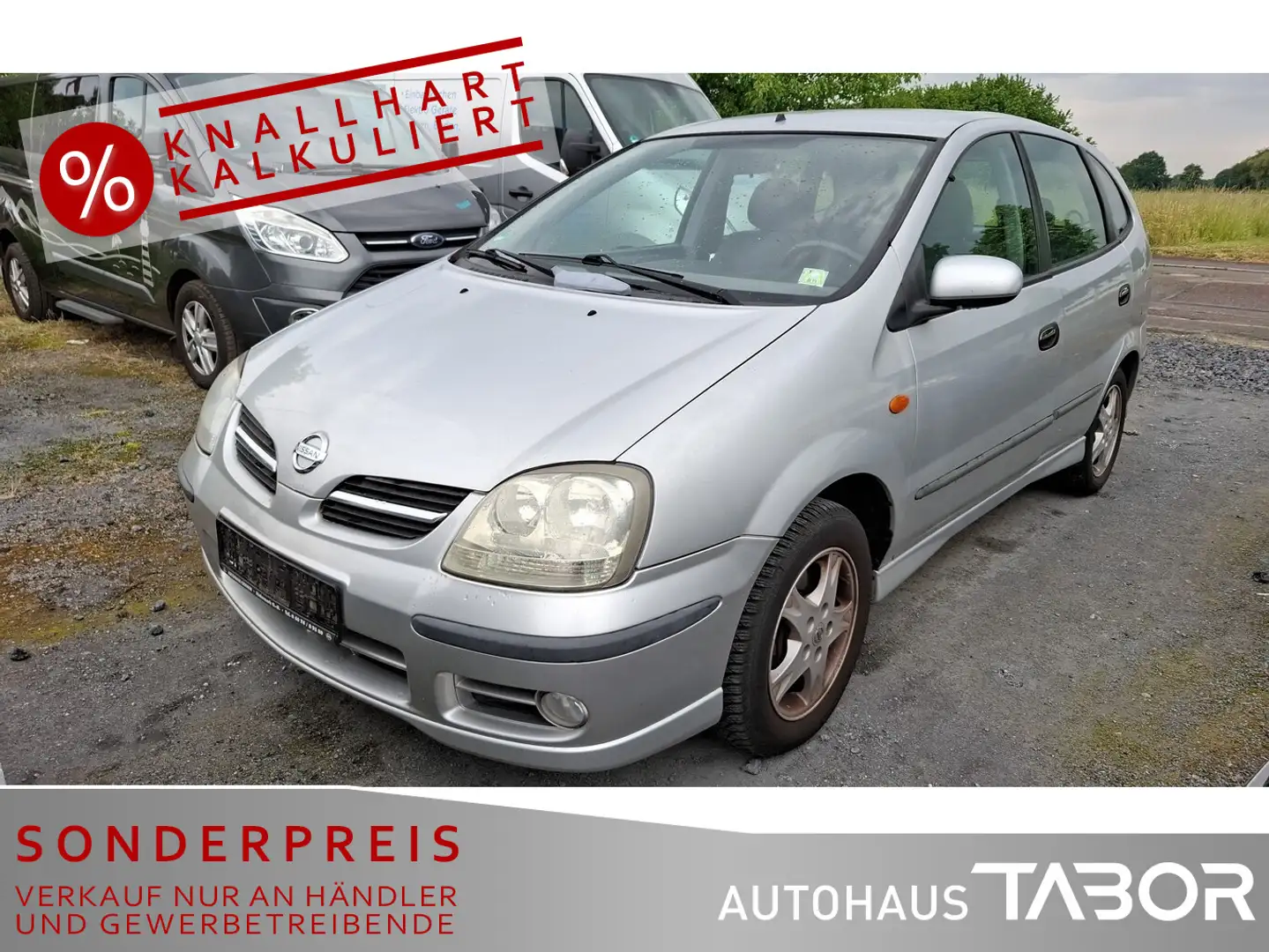 Nissan Almera Tino Tino 1.8 Plateado - 2