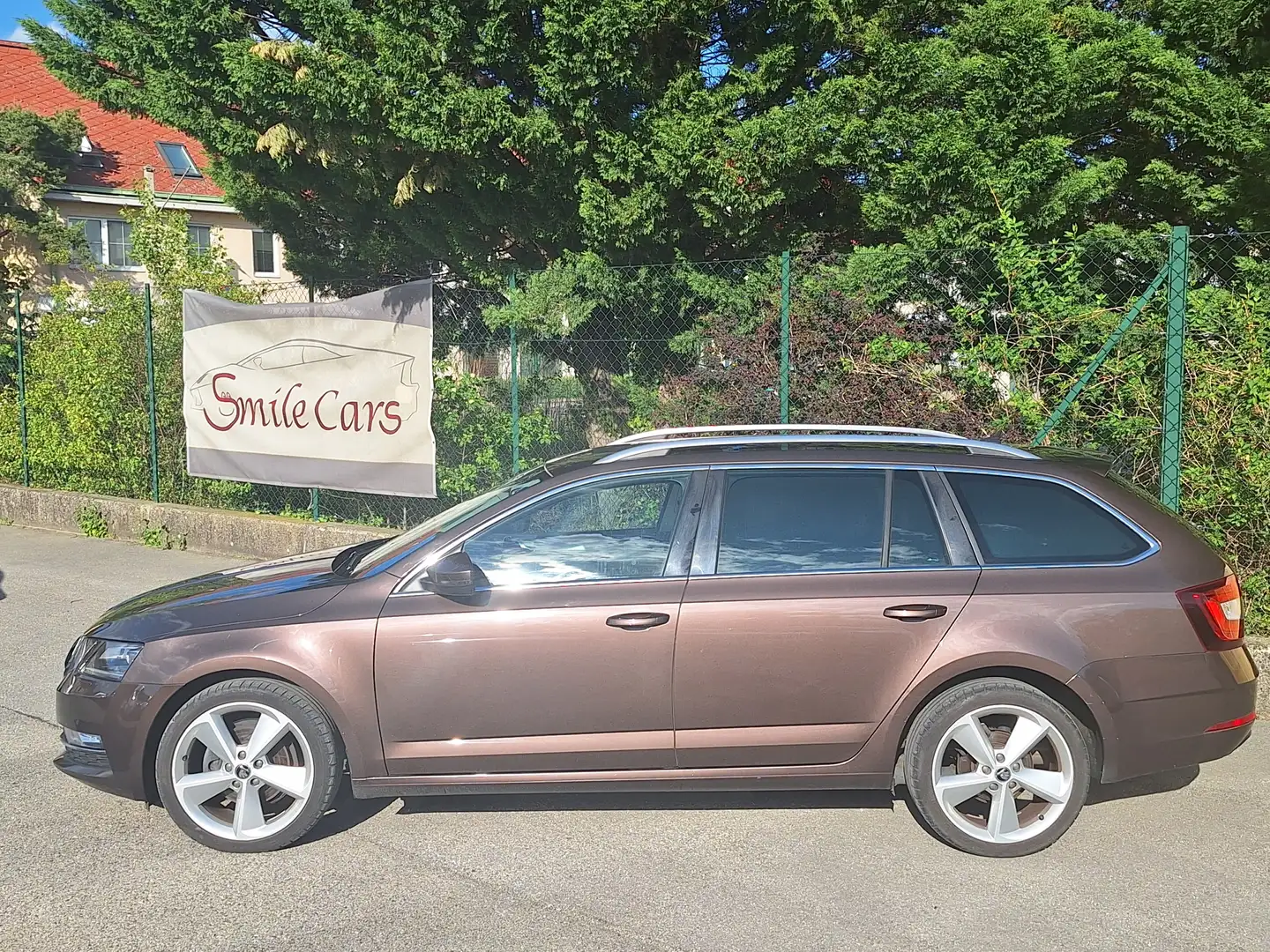 Skoda Octavia Octavia Combi 2,0 TDI Style DSG***ANGEBOT*** Braun - 1