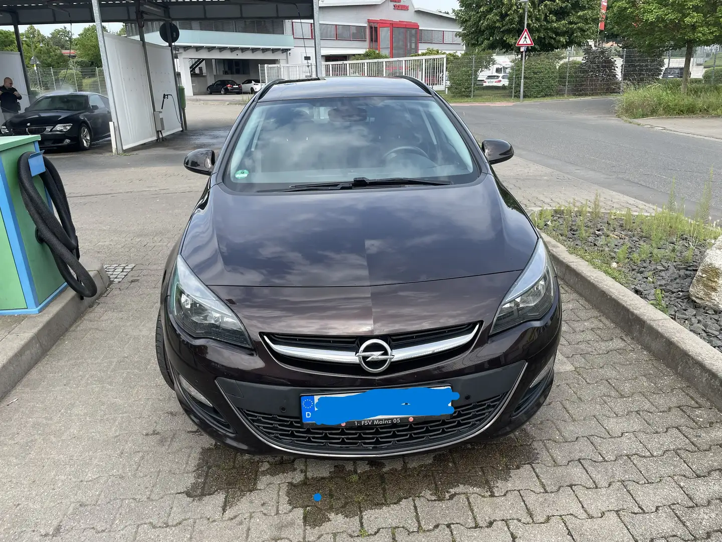 Opel Astra Astra 1.4 Turbo Sports Tourer Style smeđa - 2