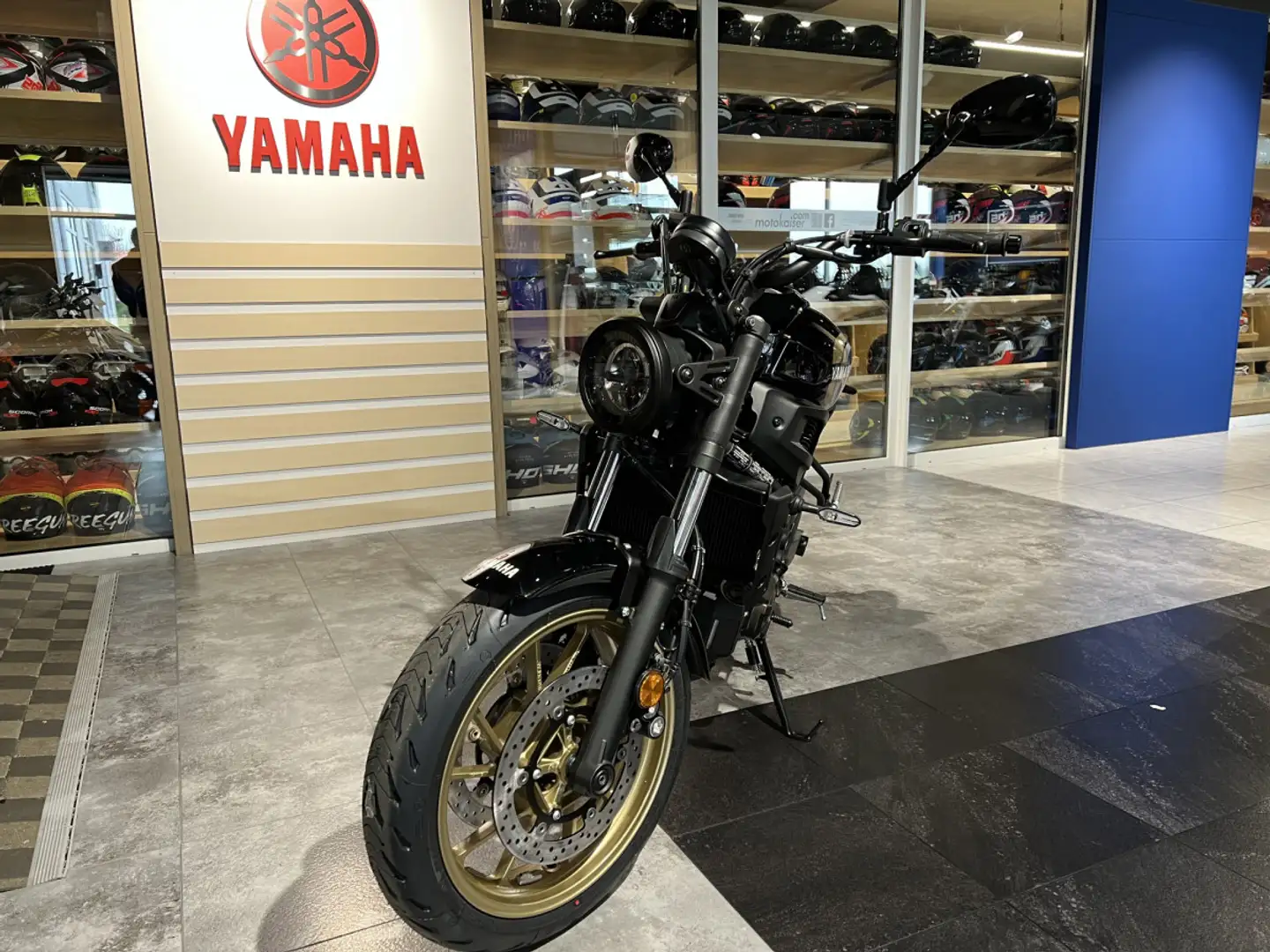 Yamaha XSR 700 Historic Black 35 KW Negru - 2