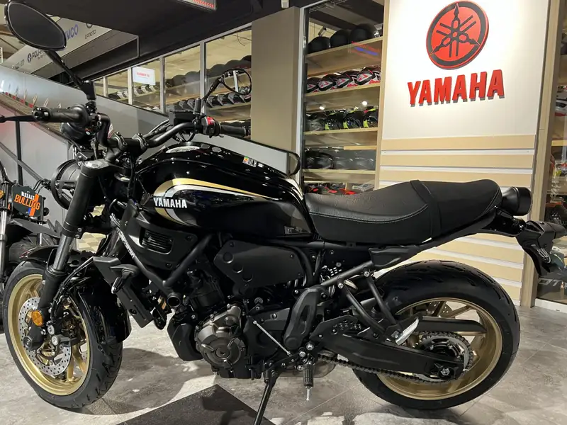 Yamaha XSR 700 - foto 4