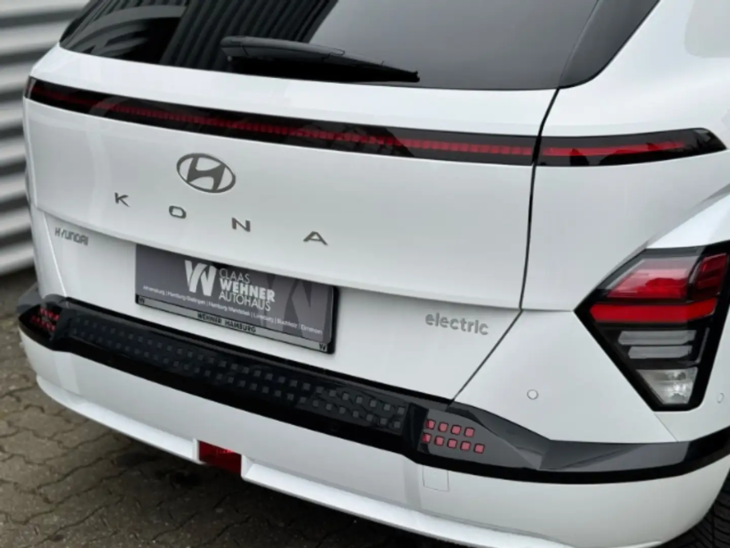 Hyundai KONA Hyundai Elektro (SX2) 65,4kWh PRIME-Paket, Sitz-Ko Weiß - 2