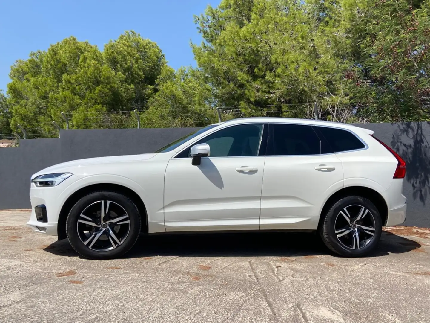 Volvo XC60 D4 R-Design Aut. Blanco - 2