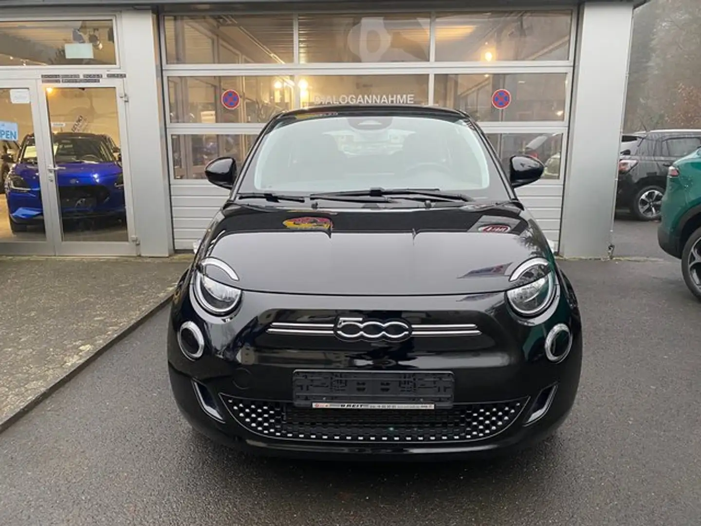 Fiat 500e 500e Icon (Allwetterreifen,TÜV neu, Inspektion neu Černá - 2