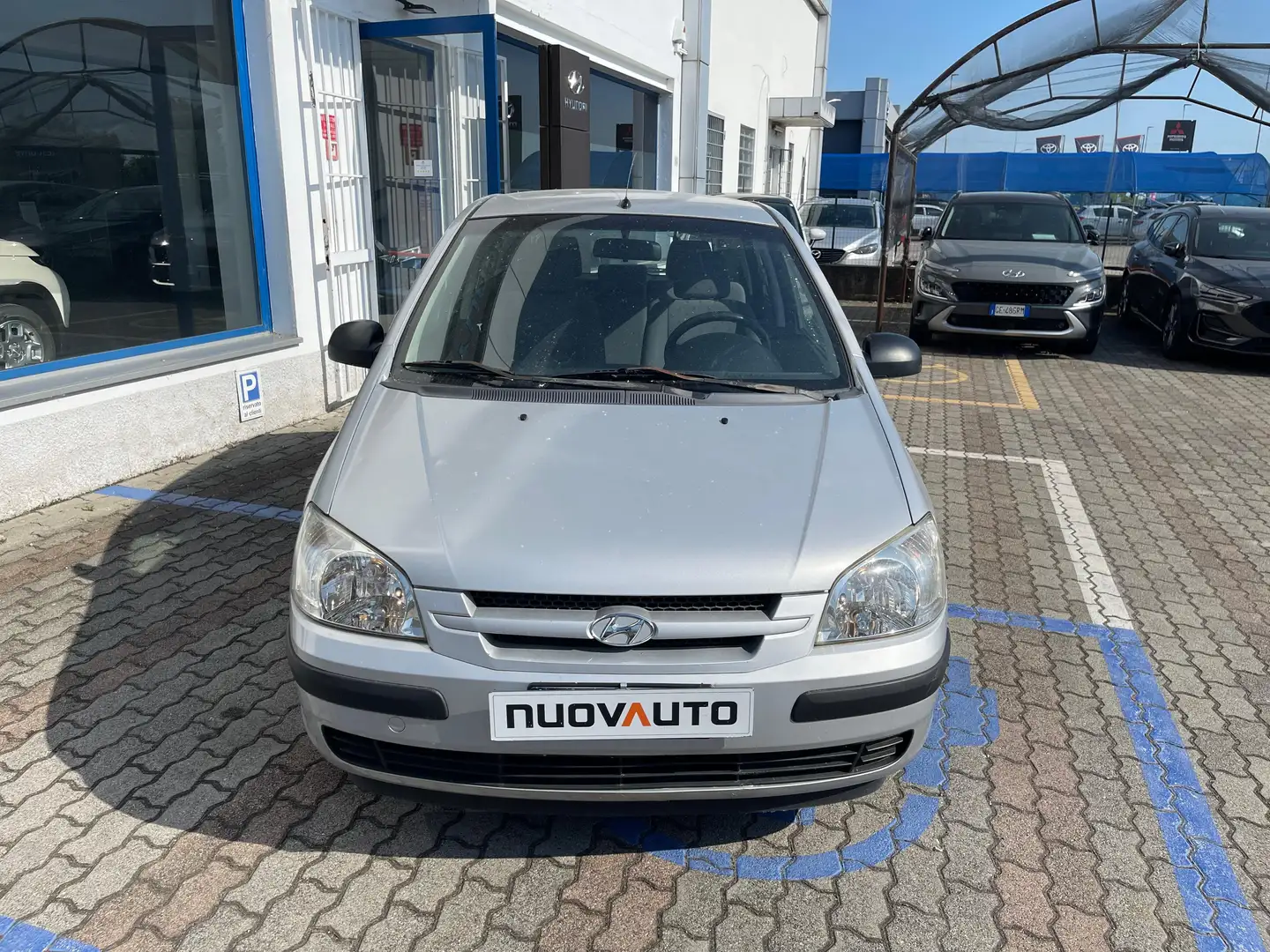 Hyundai Getz Getz 5p 1.1 Like Plateado - 2